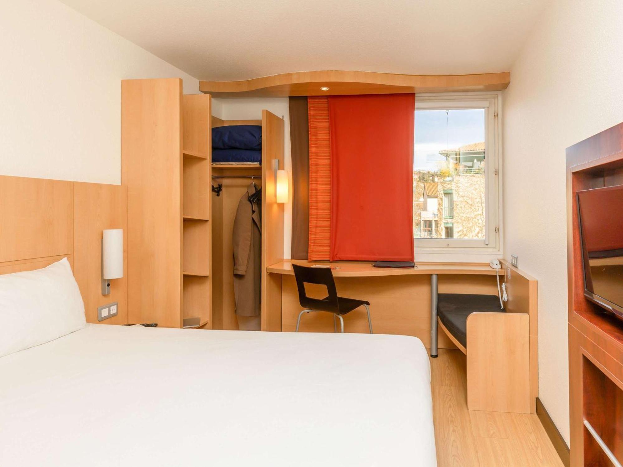 Ibis Le Puy-En-Velay Centre Hotel Exterior foto