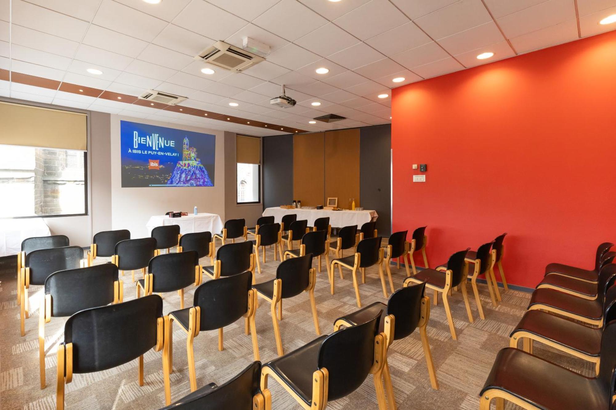 Ibis Le Puy-En-Velay Centre Hotel Exterior foto